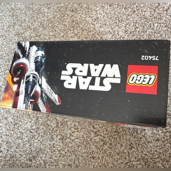 LEGO Star Wars ARC-170 Starfighter Building Set - White and Red Spacecraft 75402 - Picture 5 of 8